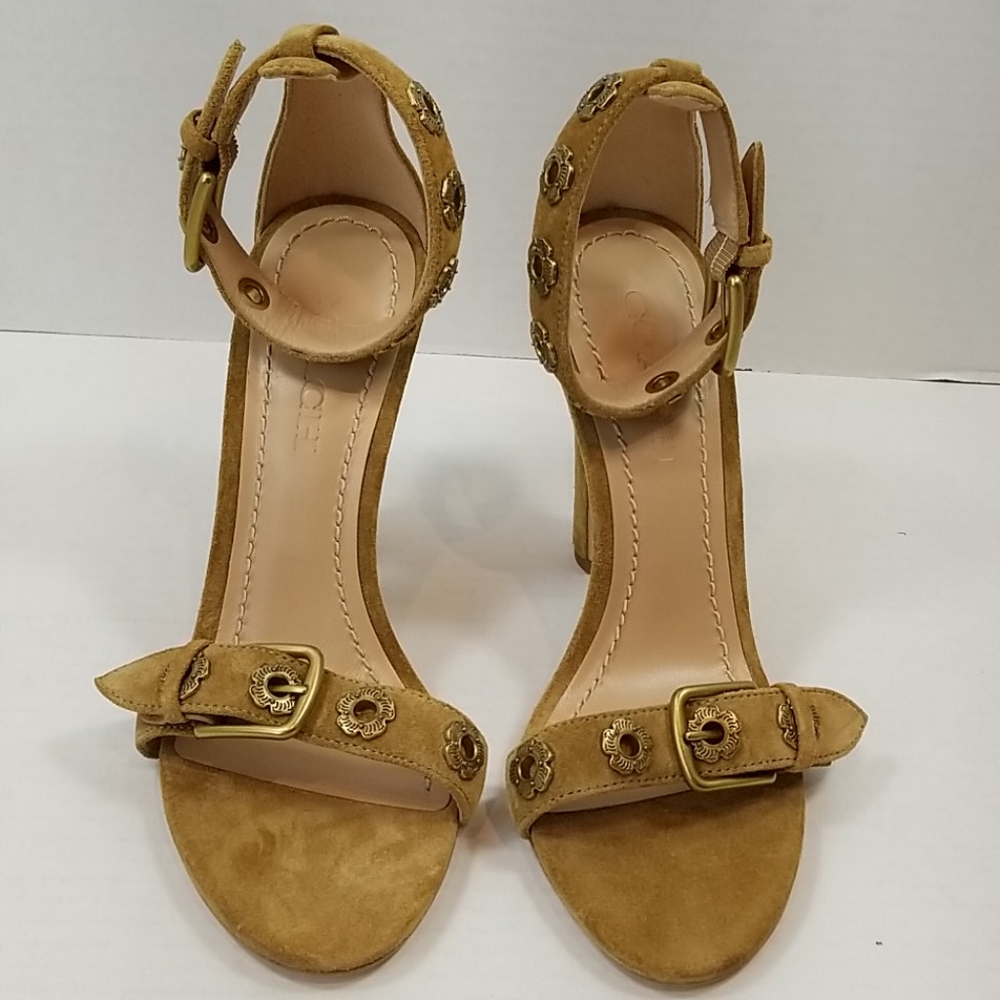 COACH Suede Heals Size: 6